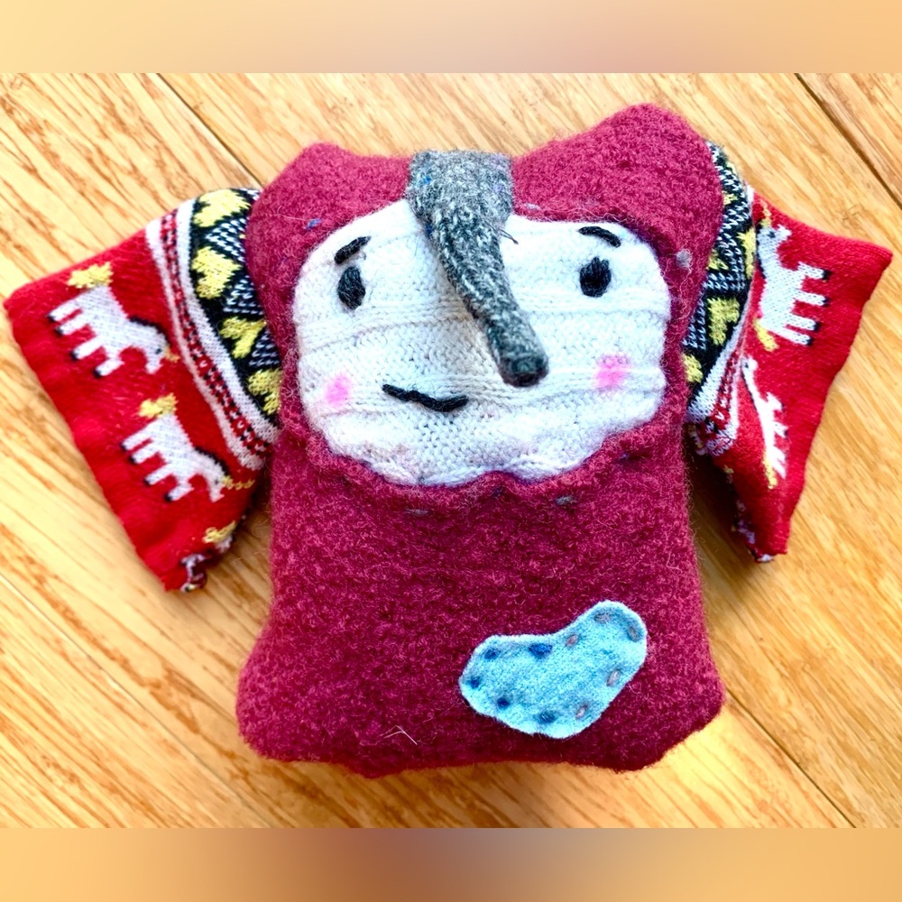 Wool oh wool! Upcycled elephant OOK handmade